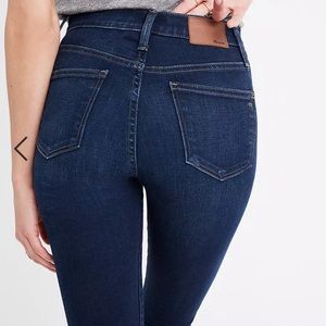 Madewell 10" High-Rise Skinny Jeans in Hayes Wash